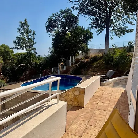 Two Bedroom Shangri La With Private Pool *