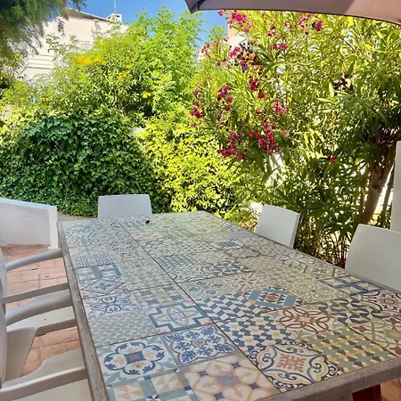 Two Bedroom Shangri La With Private Pool דירה *