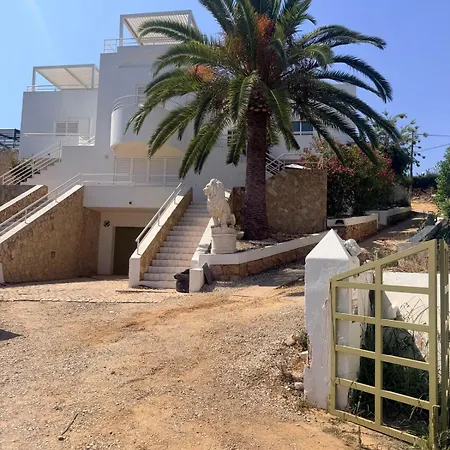 Two Bedroom Shangri La With Private Pool * Guia (Faro)